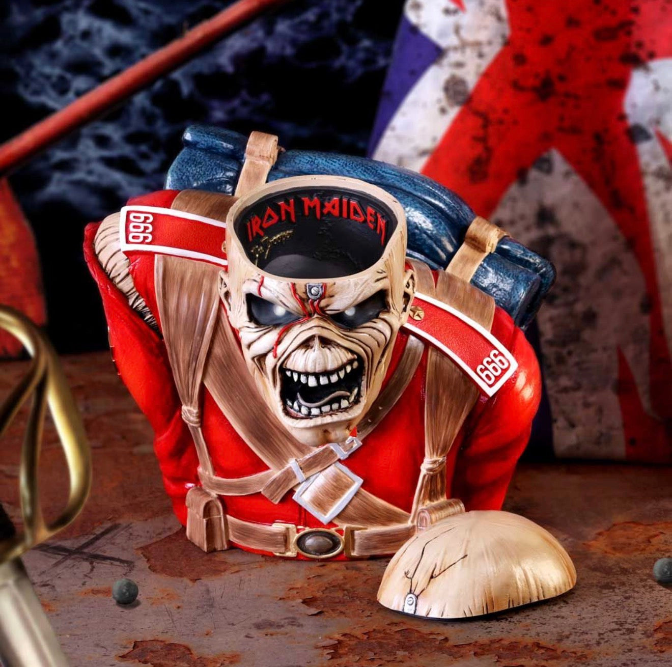 Iron Maiden Officially Licensed The Trooper Bust Box 26.5cm